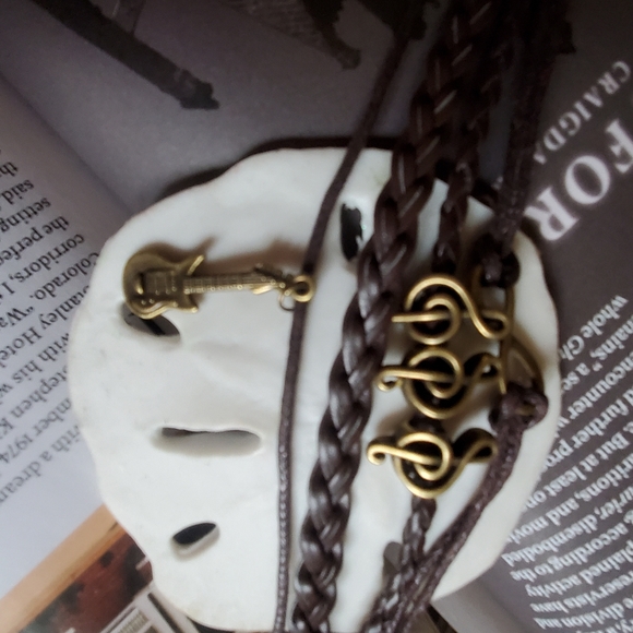 Handmade leather braclet,bracelet, and 💘 🎶 - Picture 6 of 14